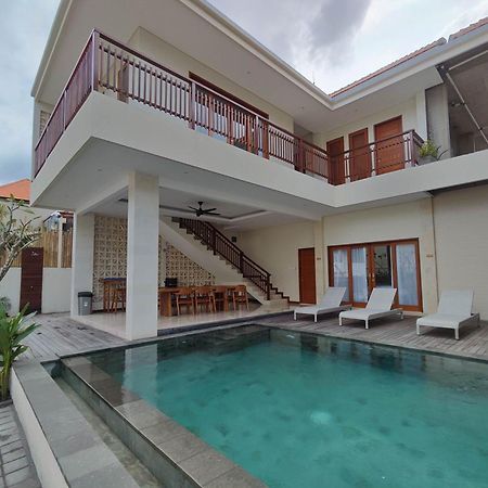 Villa Lovecho Canggu Exteriör bild