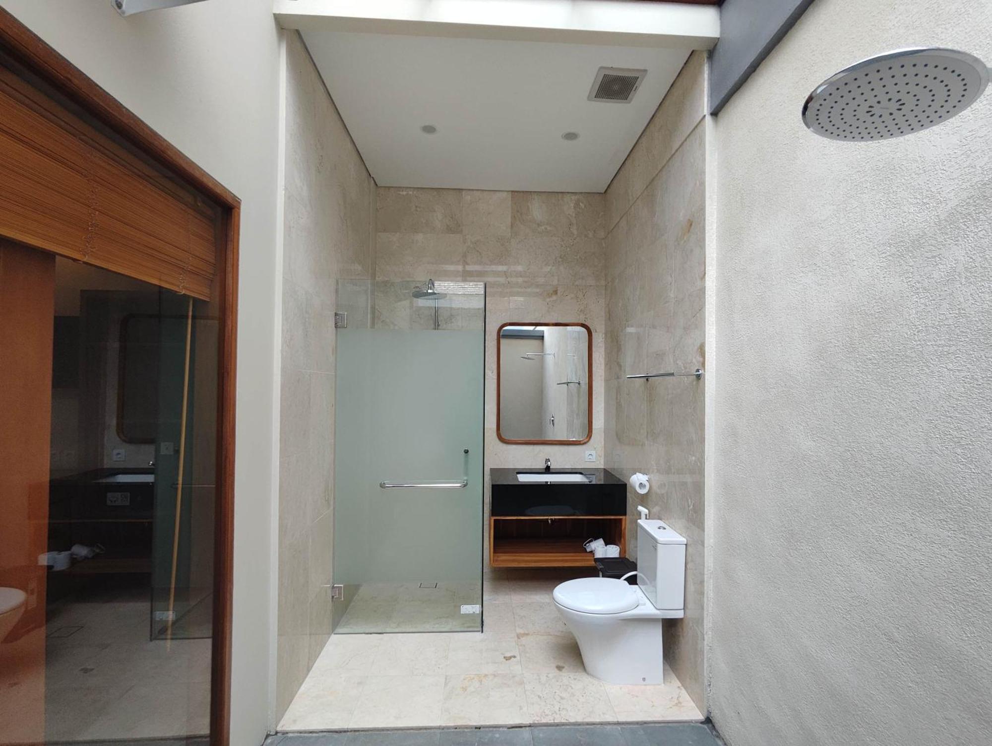 Villa Lovecho Canggu Exteriör bild