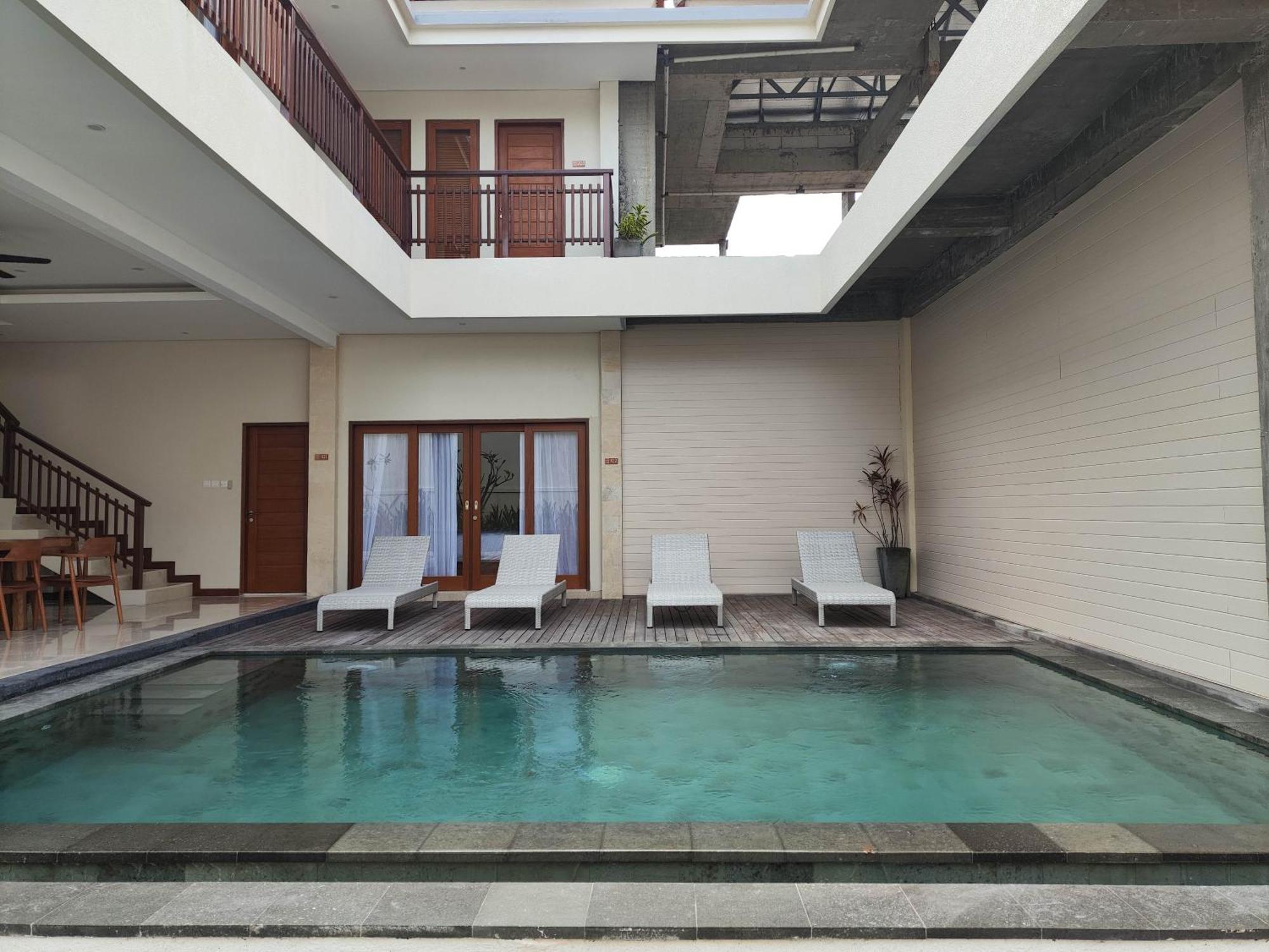 Villa Lovecho Canggu Exteriör bild