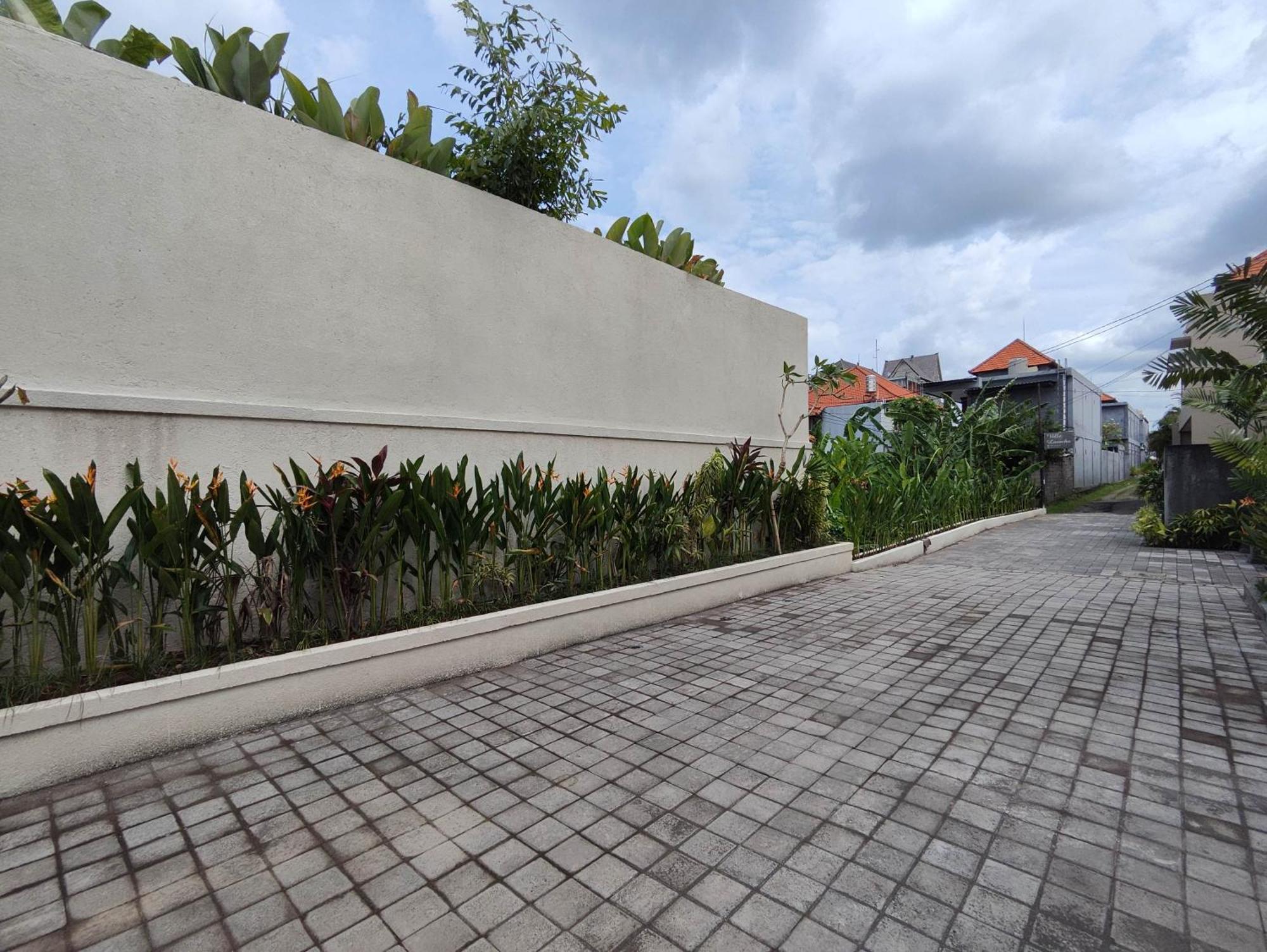 Villa Lovecho Canggu Exteriör bild